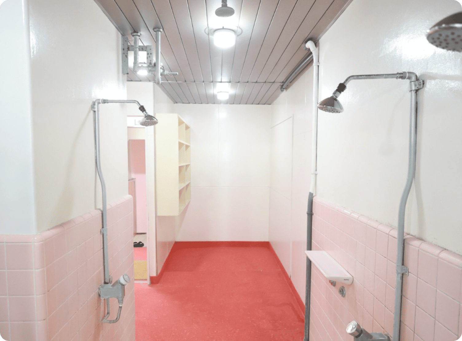 シャワーブース